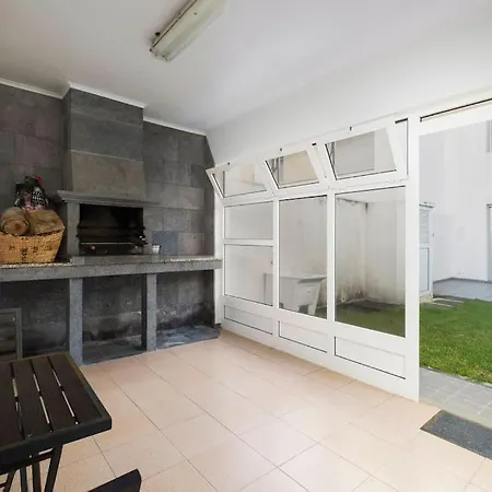 Charm Apartment *