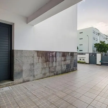 Apartment Charm *